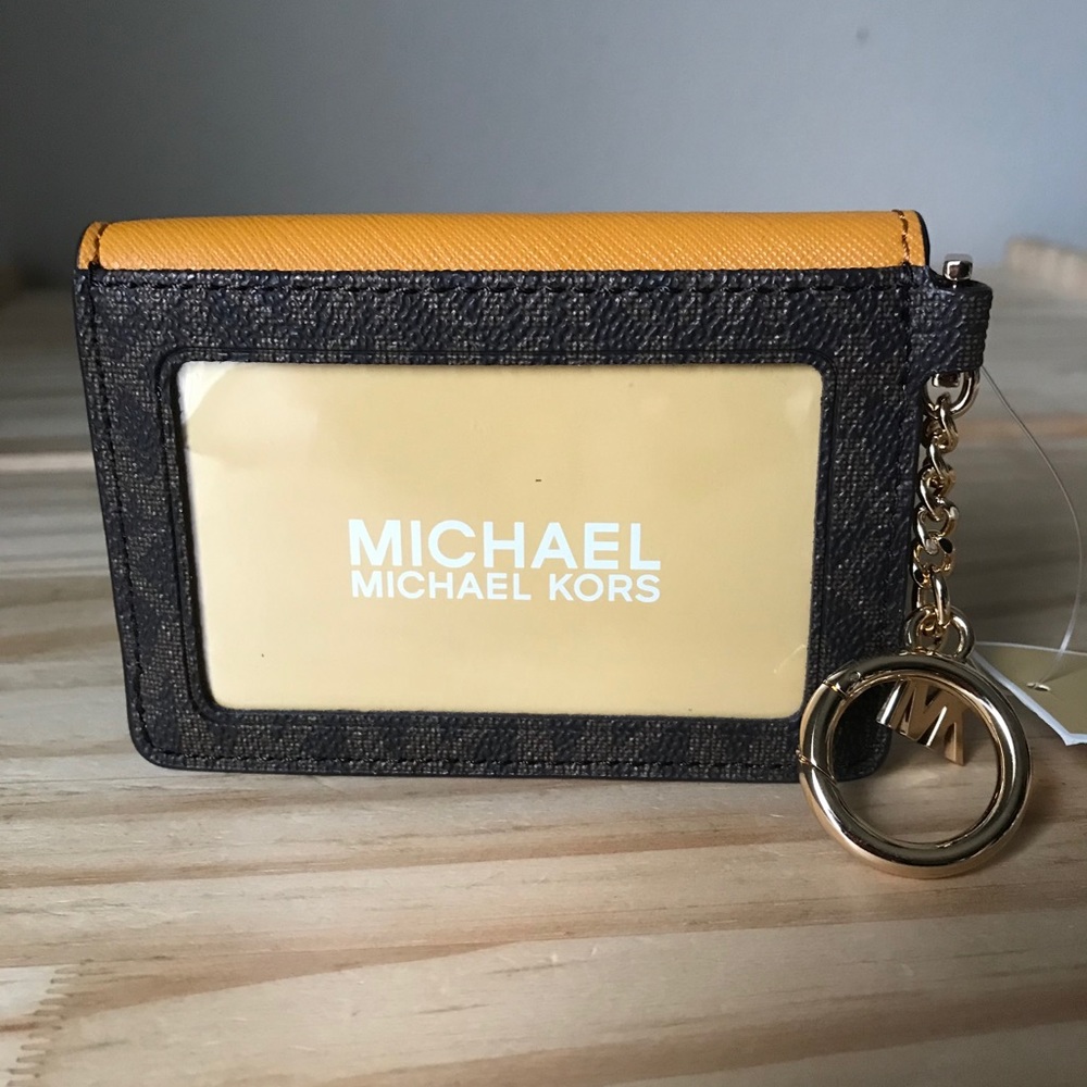 Michael Kors card holder🎈🎈
